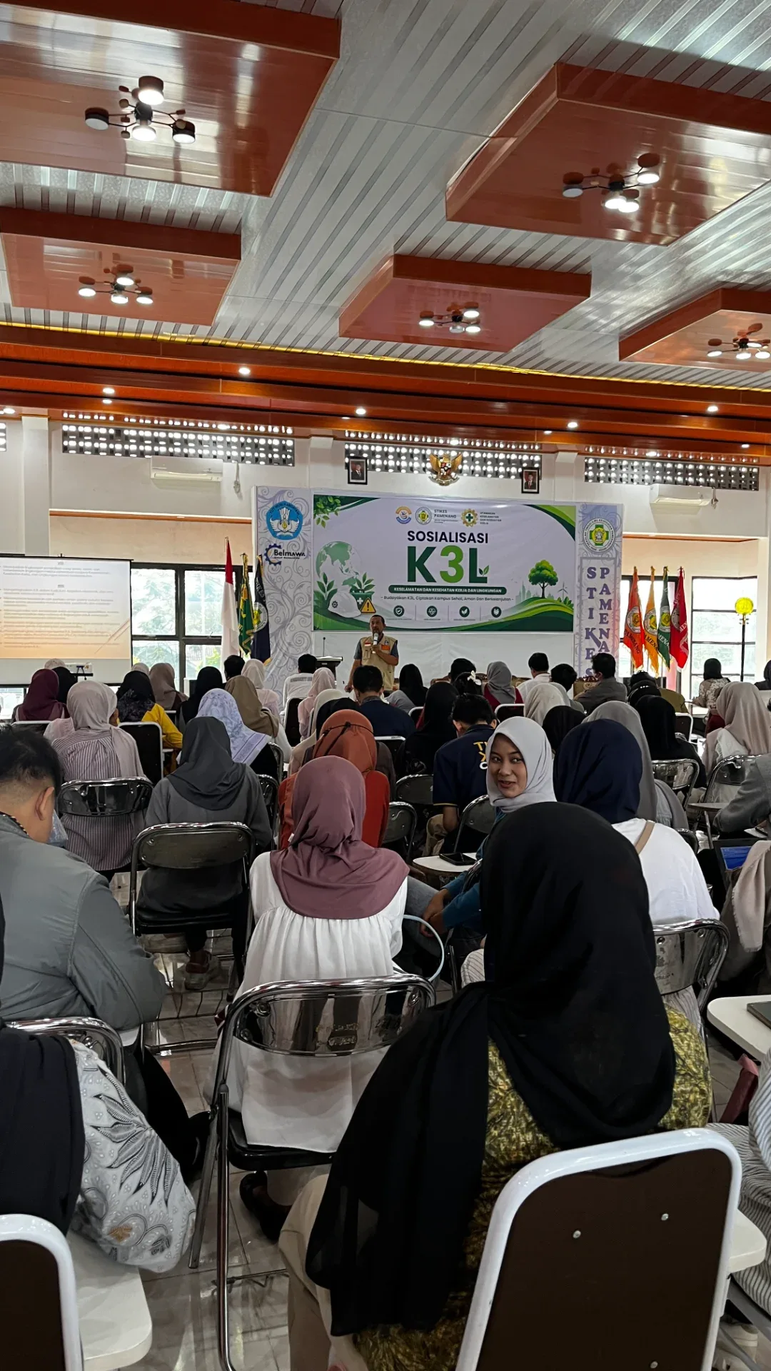Ketua K3L Stikes Pamenang Memberikan sosialiasi ke civitas akademika secara garis besar ttg K3L